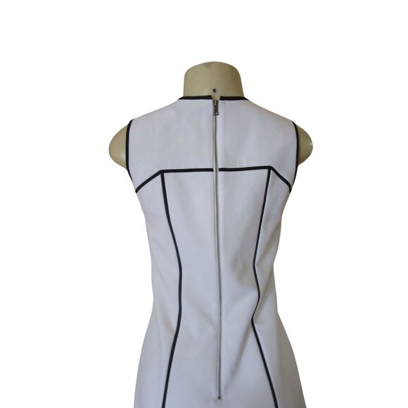 New w Tags, Alice + Olivia Emilee White Dress With Black Trim Size 4 - Picture 8 of 8